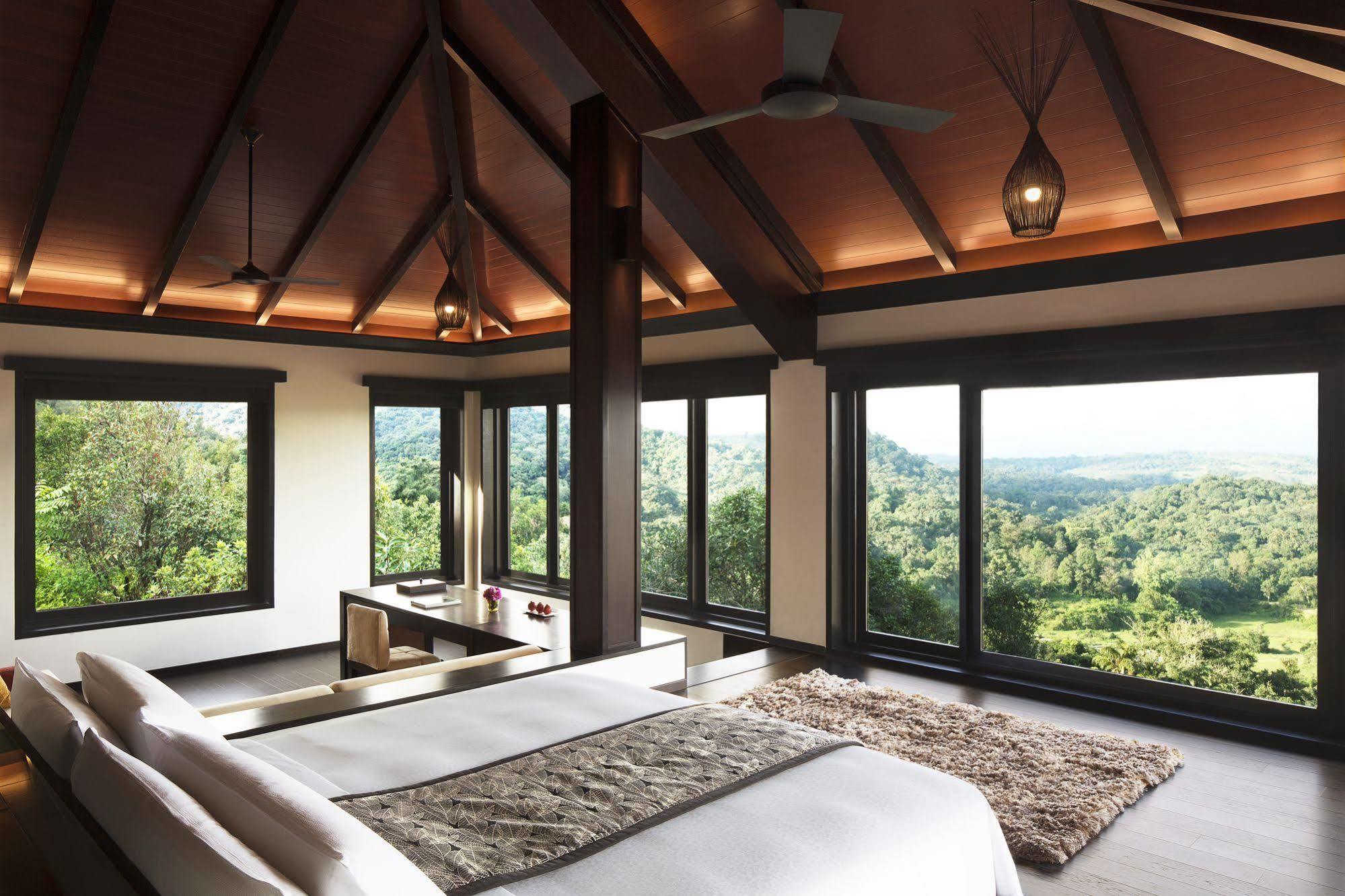 Taj Madikeri Resort & Spa Coorg Exterior foto